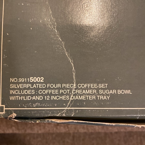 🩶🤍🩶NWT Vintage International Silver Company Silverplated 4PC Coffee/Tea Set - Picture 3 of 6